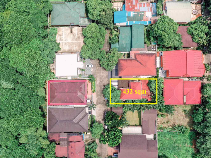 Lot with Old House For Sale in Capitol Hills