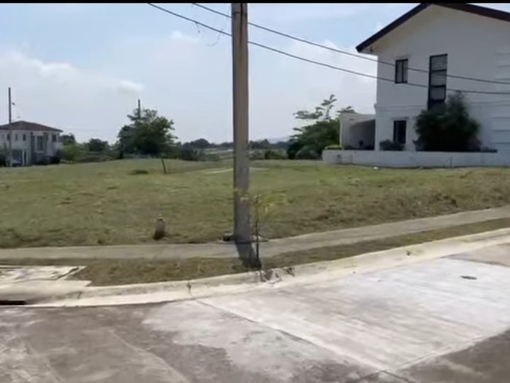 294 sqm Residential Corner Lot For Sale in Nuvali Calamba Laguna