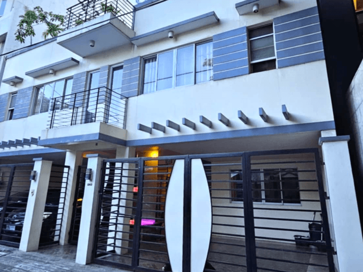 8-bedroom House for Sale in Poblacion, Makati City