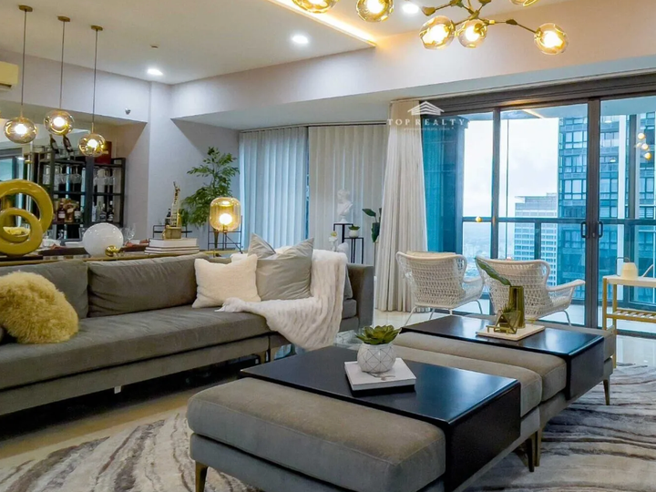 Luxury Suite Condo For Sale in Grand Hyatt Residences , BGC