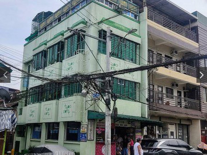 4-Storey Commercial Building with Roof Deck. *Direct Buyers Only