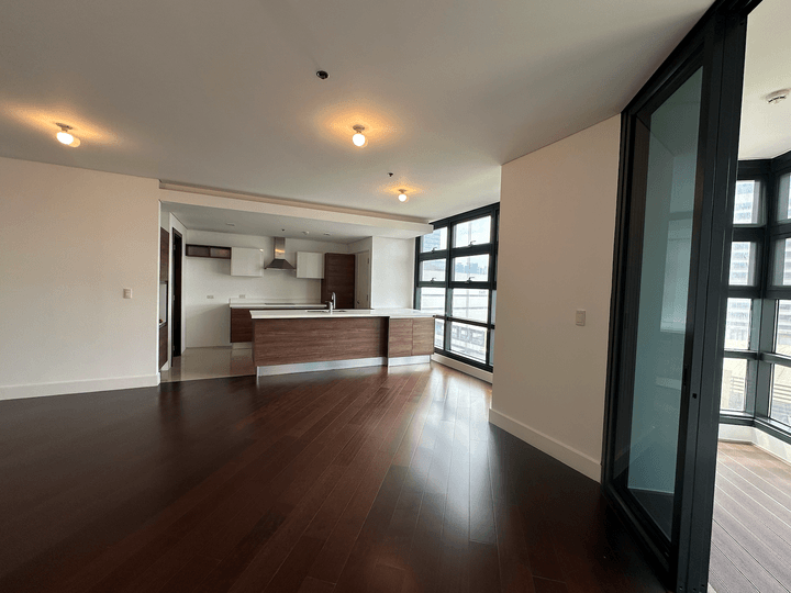 For Sale: Garden Towers by Ayala Land Premier, 2-Bedroom Condo at Makati (Direct Buyers only)