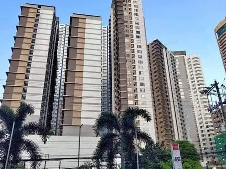 52.32 sqm 2-bedroom Condo For Sale in Pioneer Mandaluyong Metro Manila