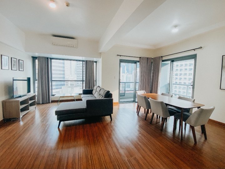 Luxurious Shang Salcedo Place 2 Bedroom Condo for Rent in Makati