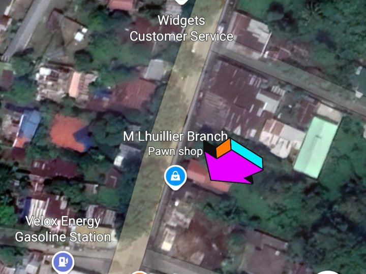 1,175 sqm. Lot with 1 house that can be use as office and one old Building.