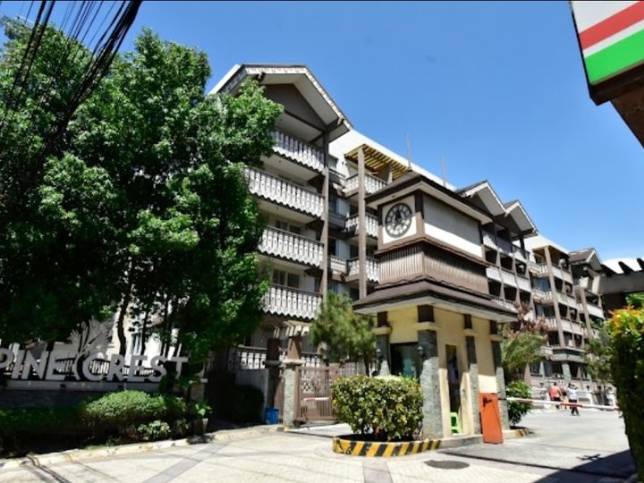 Pinecrest Condominium Studio with balcony & Parking Slot For Sale in Quezon City at