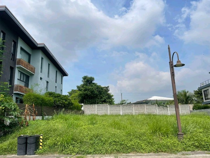 Alabang West Village Lot For Sale