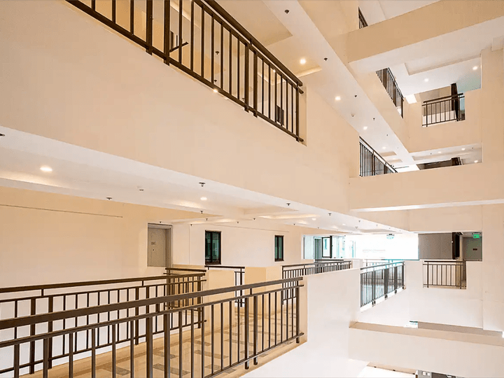 Luxury 1-bedroom Residential Condo For Sale in Sucat, Muntinlupa City