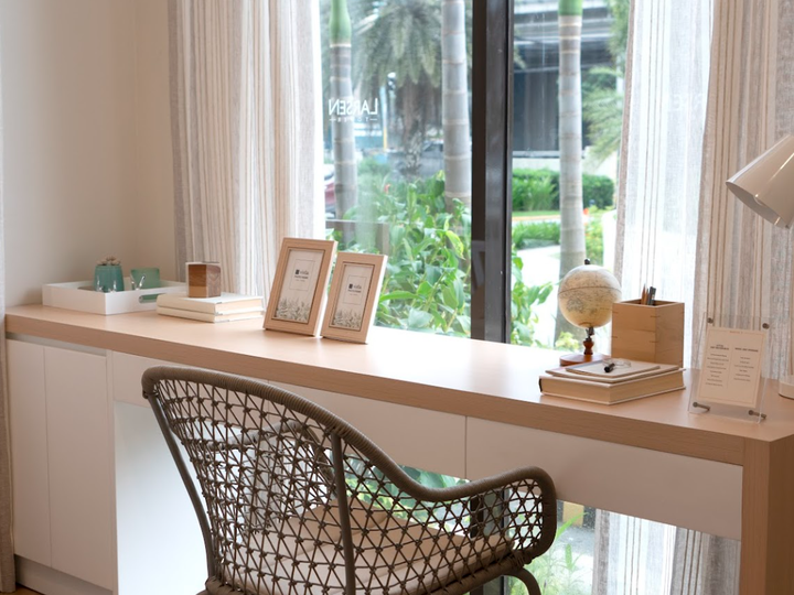 Rare Prime Design with 2-bedroom Residential Condo For Sale in Sucat, Muntinlupa City