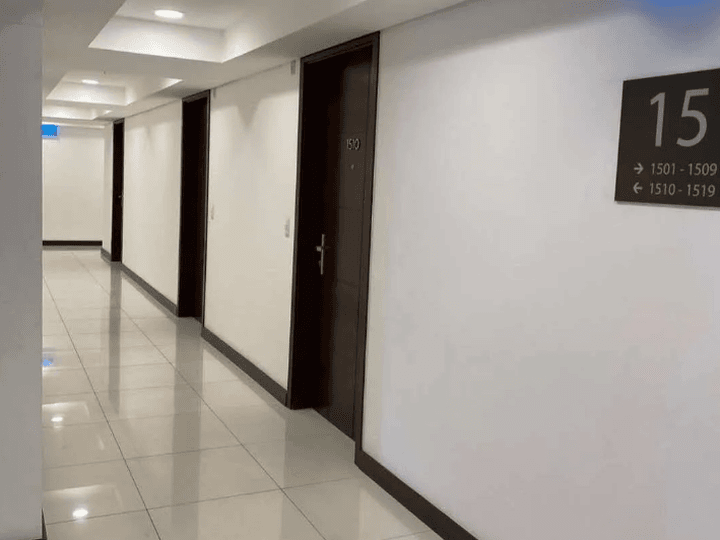 VERVE RESIDENCE CONDO IN BGC, BONIFACIO HIGH STREET, METRO POLITAN MUSEUM OF MANILA IN BGC