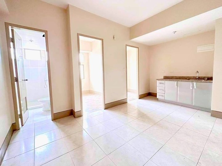 Affordable condo 2 Bedroom Unit 30sqm for Sale in San Juan - FREE AIRCON RESERVE NOW!