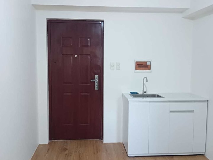 1BR FOR SALE AURORA ESCALADES QC