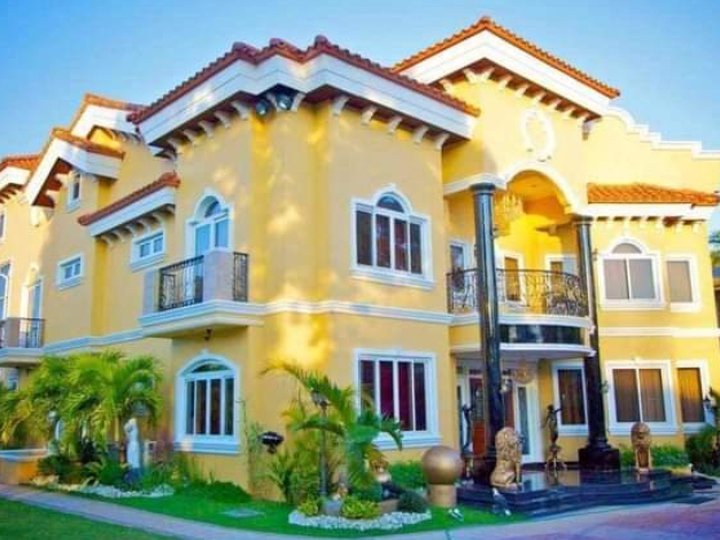Hotel like mansion for sale in Loyola Grand VillasQC