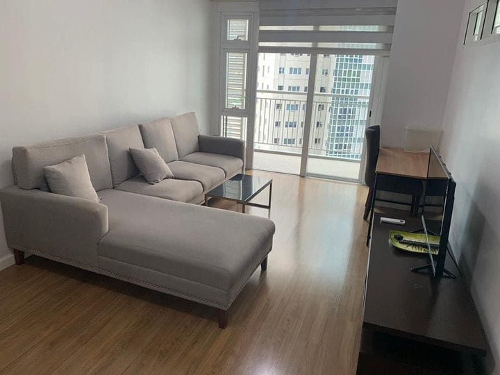 1BR Semi Furnished For Rent in The Sequoia at Two Serendra