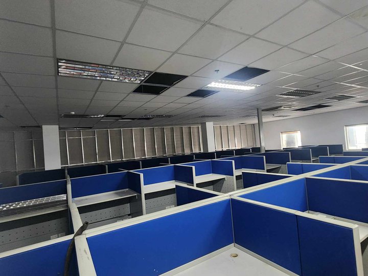 For Rent Lease 374 sqm with 80 workstations Office Mandaluyong