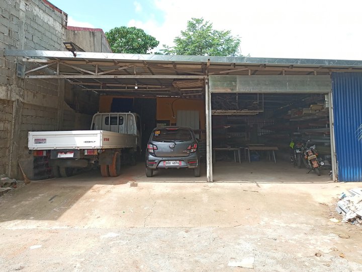 Unfinished Building & shop in Alaminos City