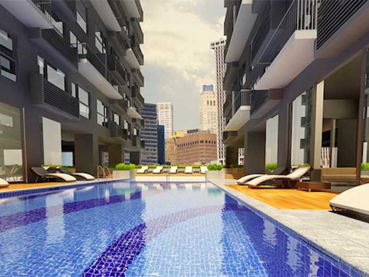 Luxurious 2-Bedroom Condo in Signa Designer Residences, Makati