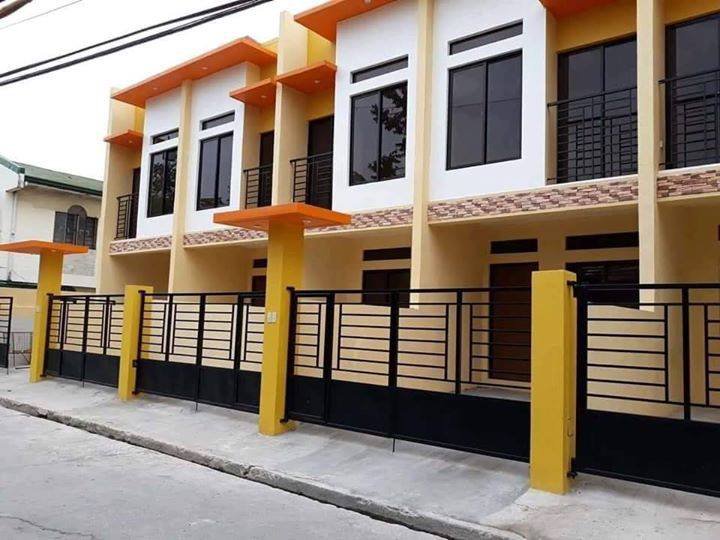 3-Bedroom Townhouse For Sale in Severina Paranaque Near SLEX Skyway