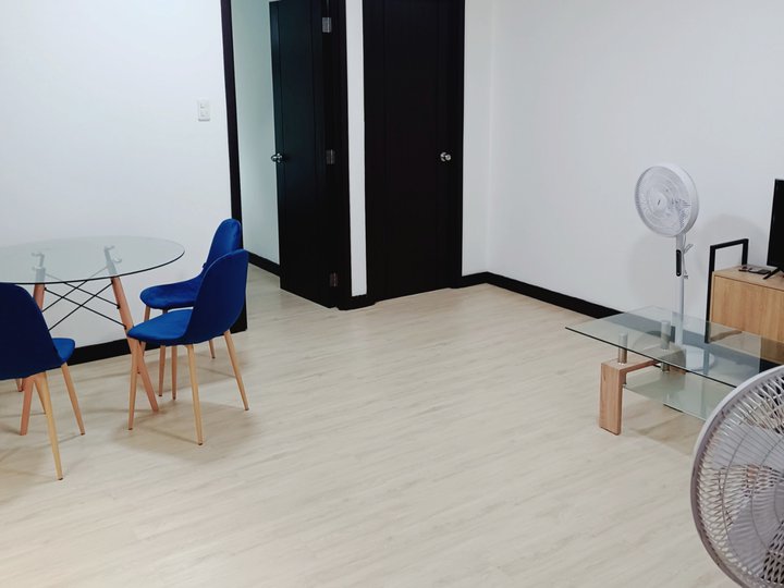 2 Bedroom Condo for rent w/ 5 months free in San Lorenzo Place Makati!
