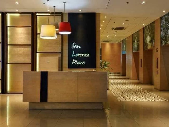 San Lorenzo Place Makati Connected Mrt Magallanes 3 BR Condo For sale