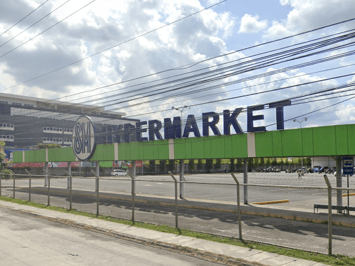 Income-generating property near the soon to be built Waltermart