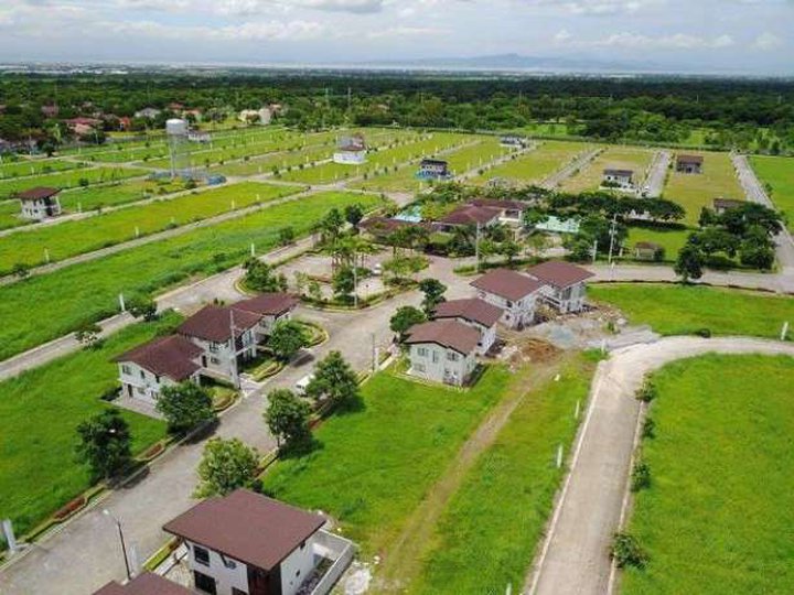 Near Entrance Lot 150 sqm. 25k Monthly Rent to Own in Sta Rosa Laguna near Nuvali, Tagaytay