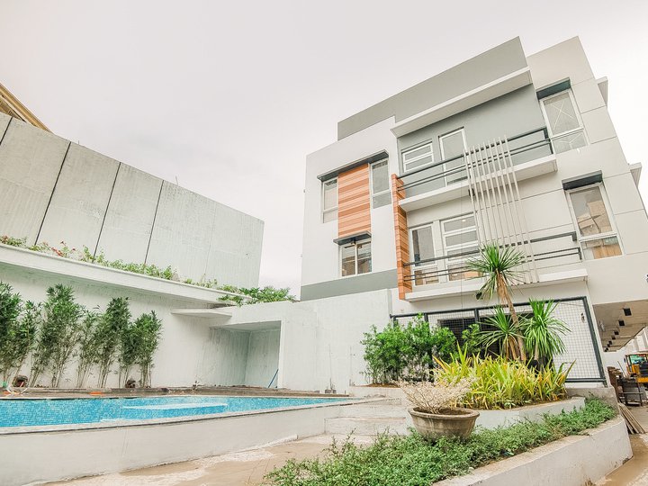 SPACIOUS READY FOR OCCUPANCY  House and Lot for Sale in Quezon City