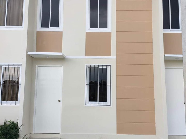 Pre-selling 2 bedroom Townhouse for Sale near Marquee Mall