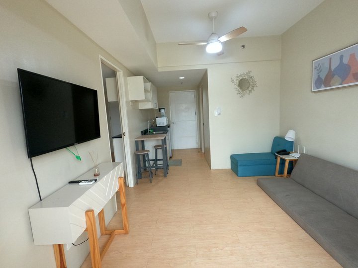 1-Bedroom Condo unit For Sale: near SM City Cebu- Fully Furnished- RFO