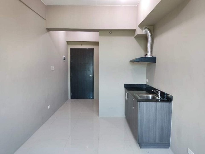 Studio Type Unit in The Symphony Towers in Quezon City [Condo 🏙️] (June