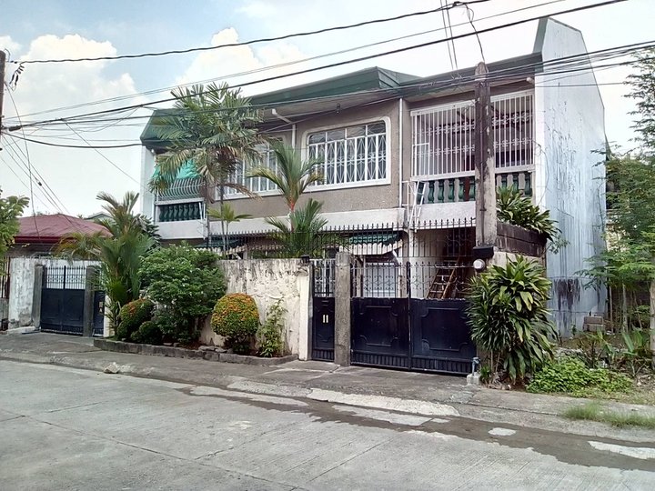 2 storey 4 BR duplex house for sale in Tandang Sora QC