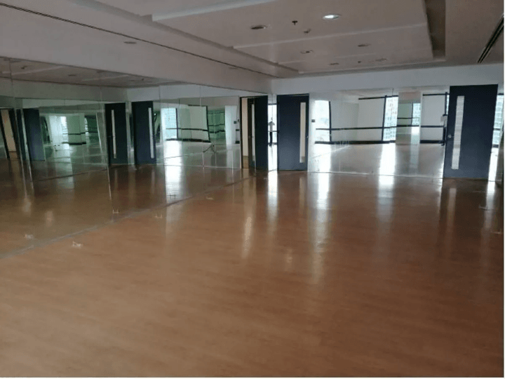 For Rent Lease Semi Fitted Office Space BGC Taguig 802sqm