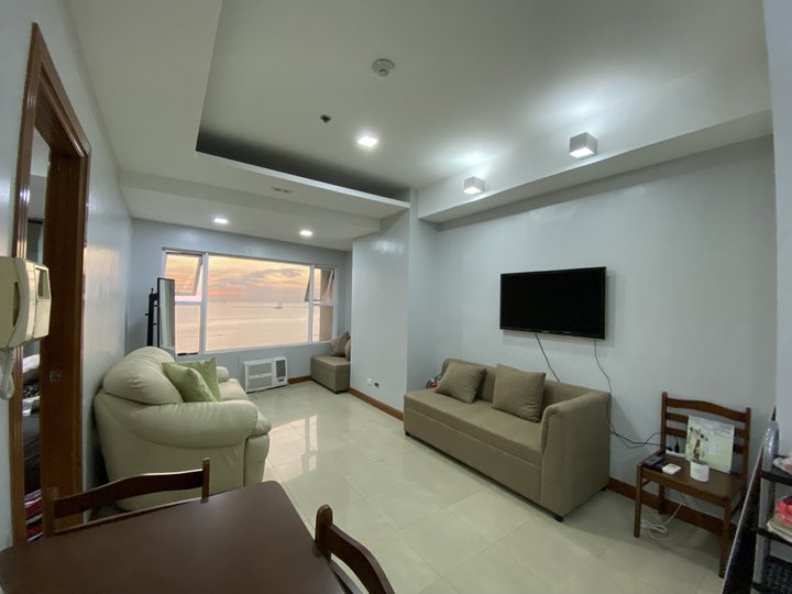 RUSH FOR SALE! 2 Bedroom with Parking in Alpha Grandview, Malate, Manila