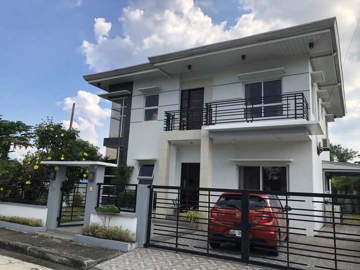 REDUCED to P22m - 4-Bed House for sale Riviera Golf Estate Silang