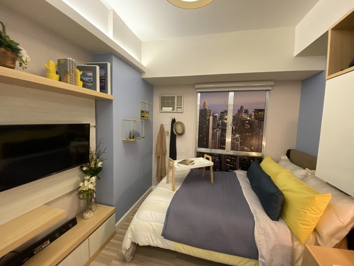 CONDO IN MAKATI PRESELLING UNIT