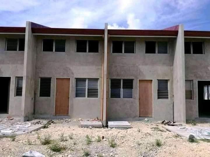 Pre-selling 2-bedroom Townhouse For Sale thru Pag-IBIG in Liloan Cebu