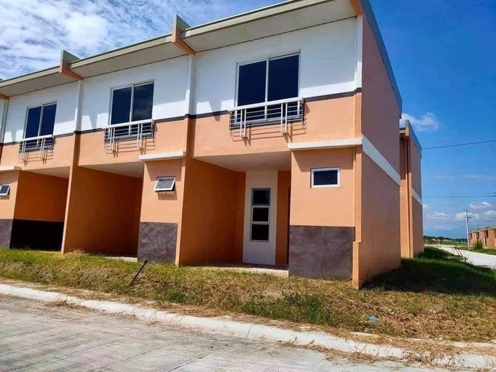 Affordable 2-bedroom Townhouse in General Trias Cavite (Also, for OFW)