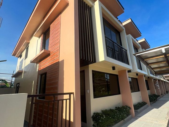 RFO 3-bedroom Townhouse For Sale in Las Pinas Metro Manila