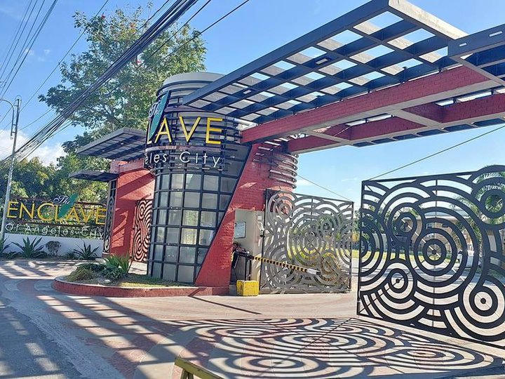 Brand New 5 BR House in Enclave, Angeles City Pampanga