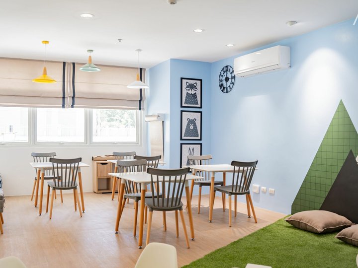 Modern 3-Bedroom Unit in The Veranda at Arca South, Taguig