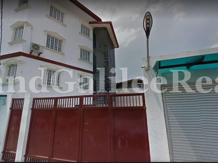 GR138 Tondo Lot for Sale with Building
