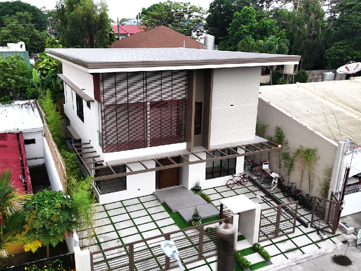 Brand New House and Lot for Sale in BF Homes Paranaque.