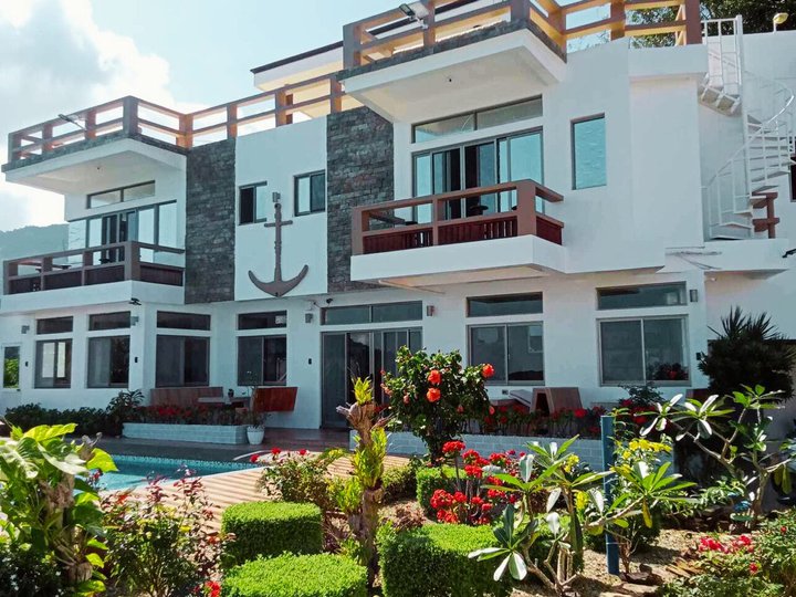 Unparalleled Views: A Dream Home Atop Puerto Galera With Infinity Pool