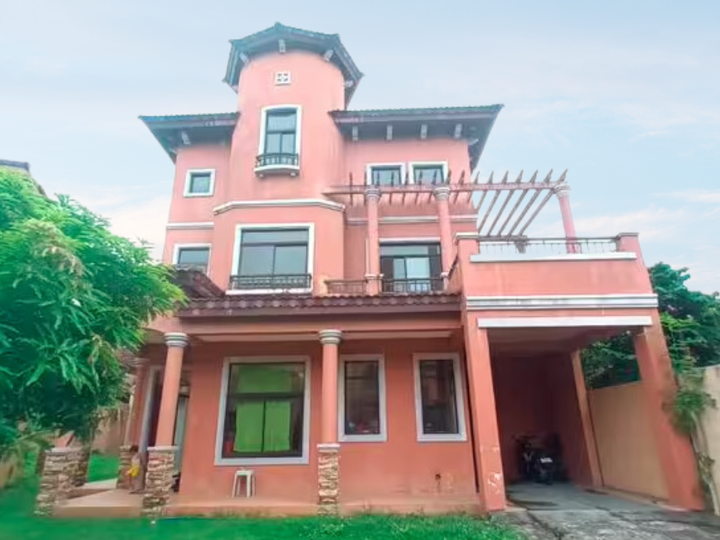 Single Detached House and lot For Sale in Ponticelli Bacoor Cavite