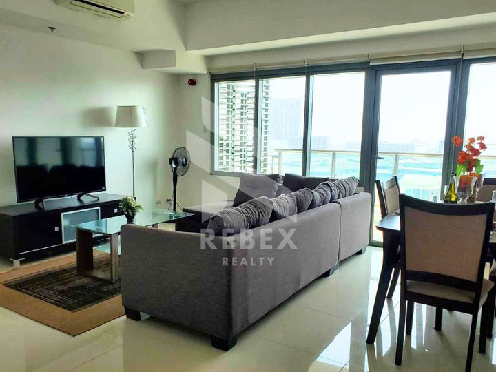 2BR Condominium with Parking for Sale or Lease at Bristol Parkway Place in Filinvest City Alabang