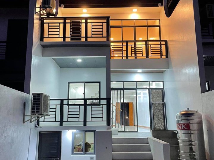 RFO 4 bedroom Townhouse for Sale in Paranaque Metro Manila