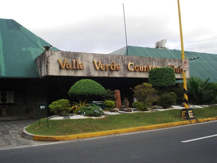 Big 425 sqm Residential Lot For Sale in Valle Verde 5 Pasig City