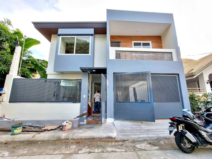 House and Lot in Greenwoods Pasig nearCainta Taytay C6 NAIA BGC Makati