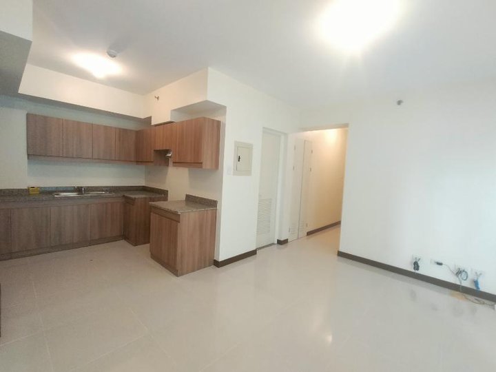 3 Bedrooms Bare Unit in Prisma Residences, Pasig Blvd., Pasig City.