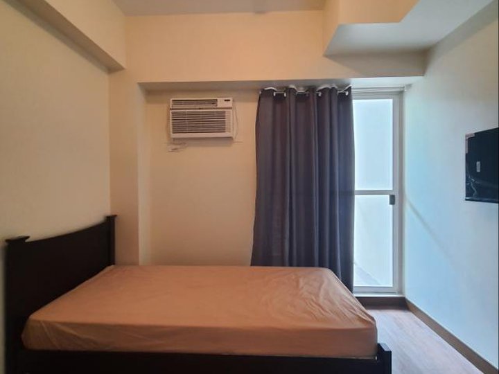1 Bedroom Semi Furnished in Prisma Residences, Pasig Blvd. Pasig City